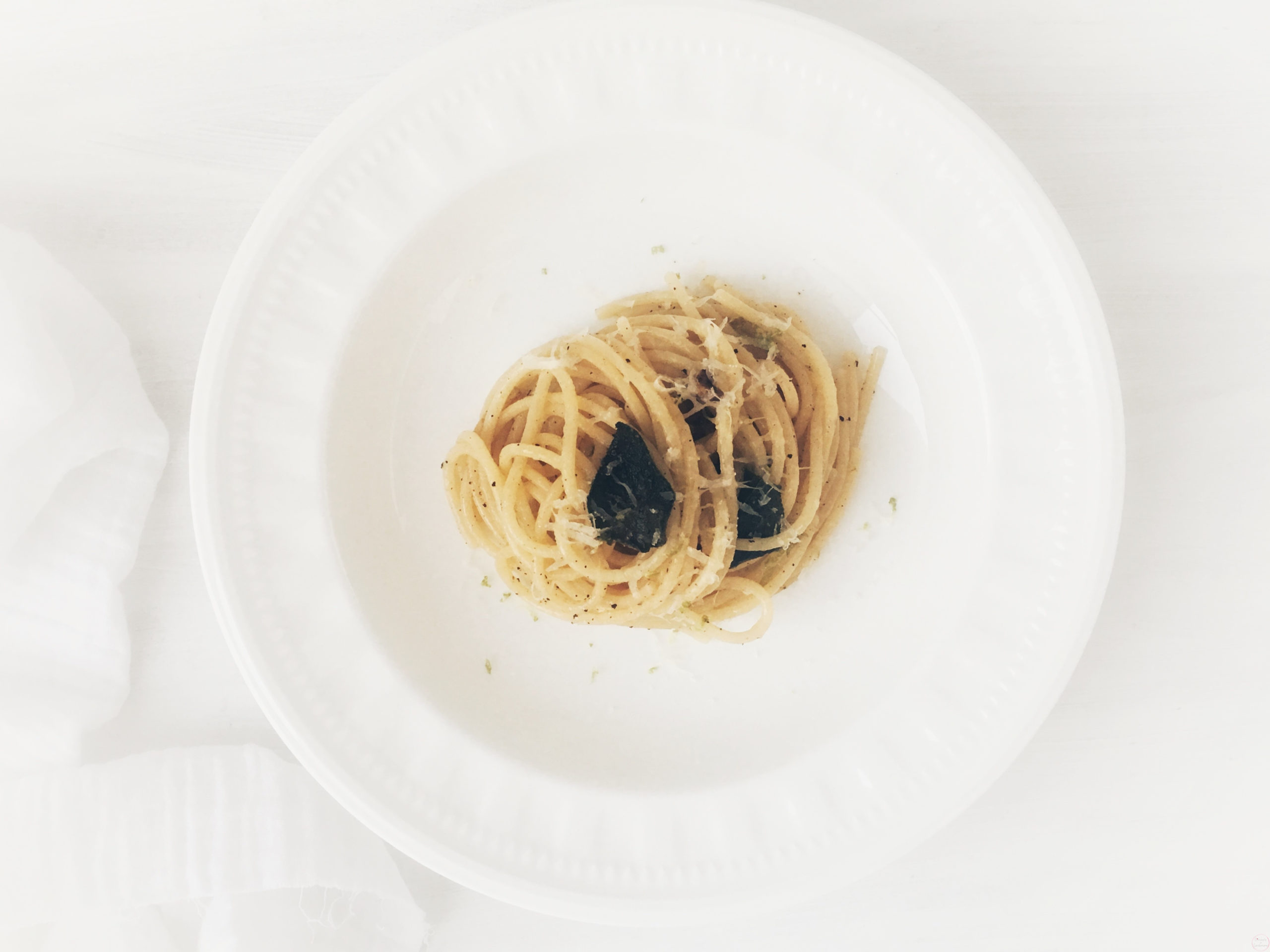 Spaghetti à la sauge et lime recette express et délicieuse