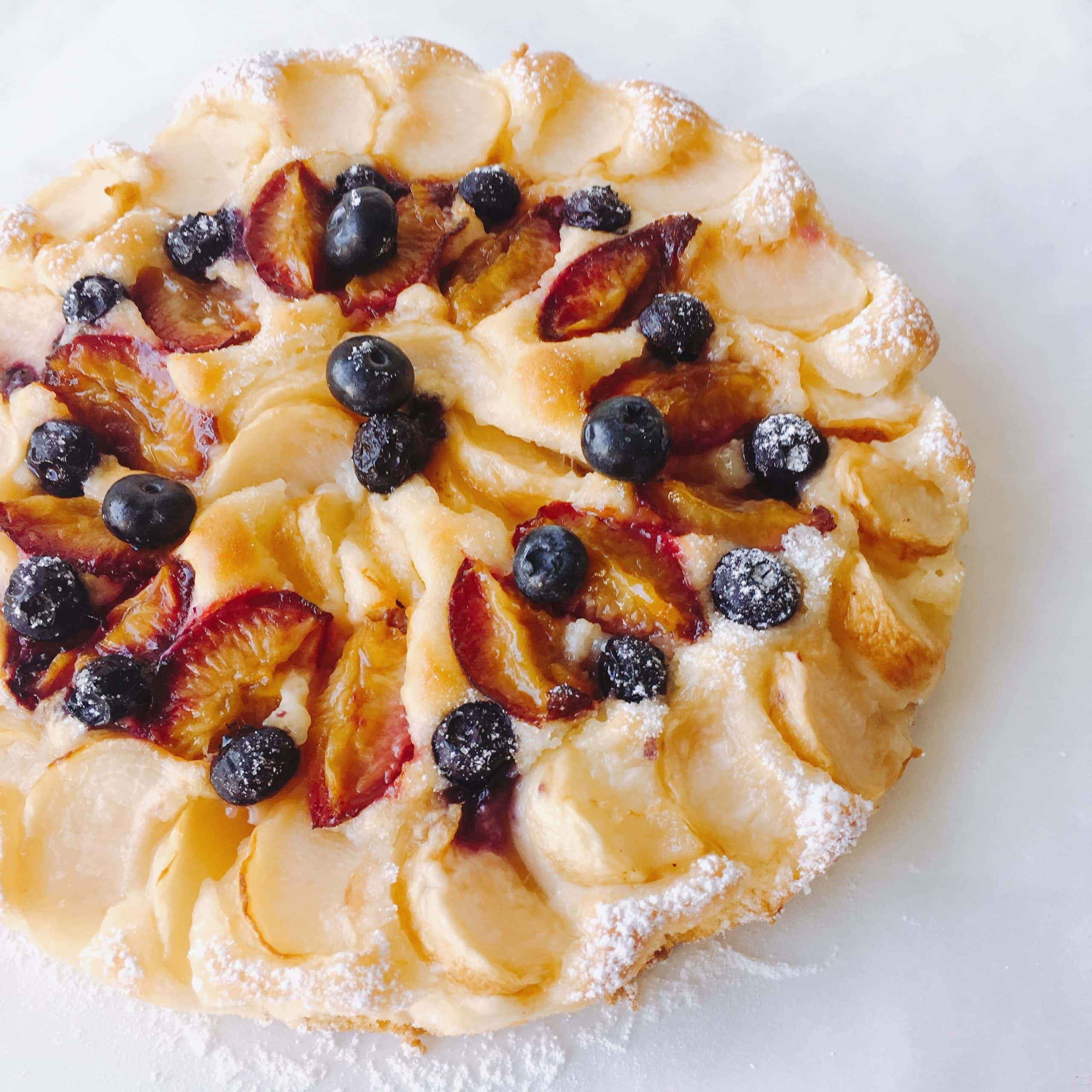 Gâteau moelleux aux fruits pour novices  - Citronelle and Cardamome