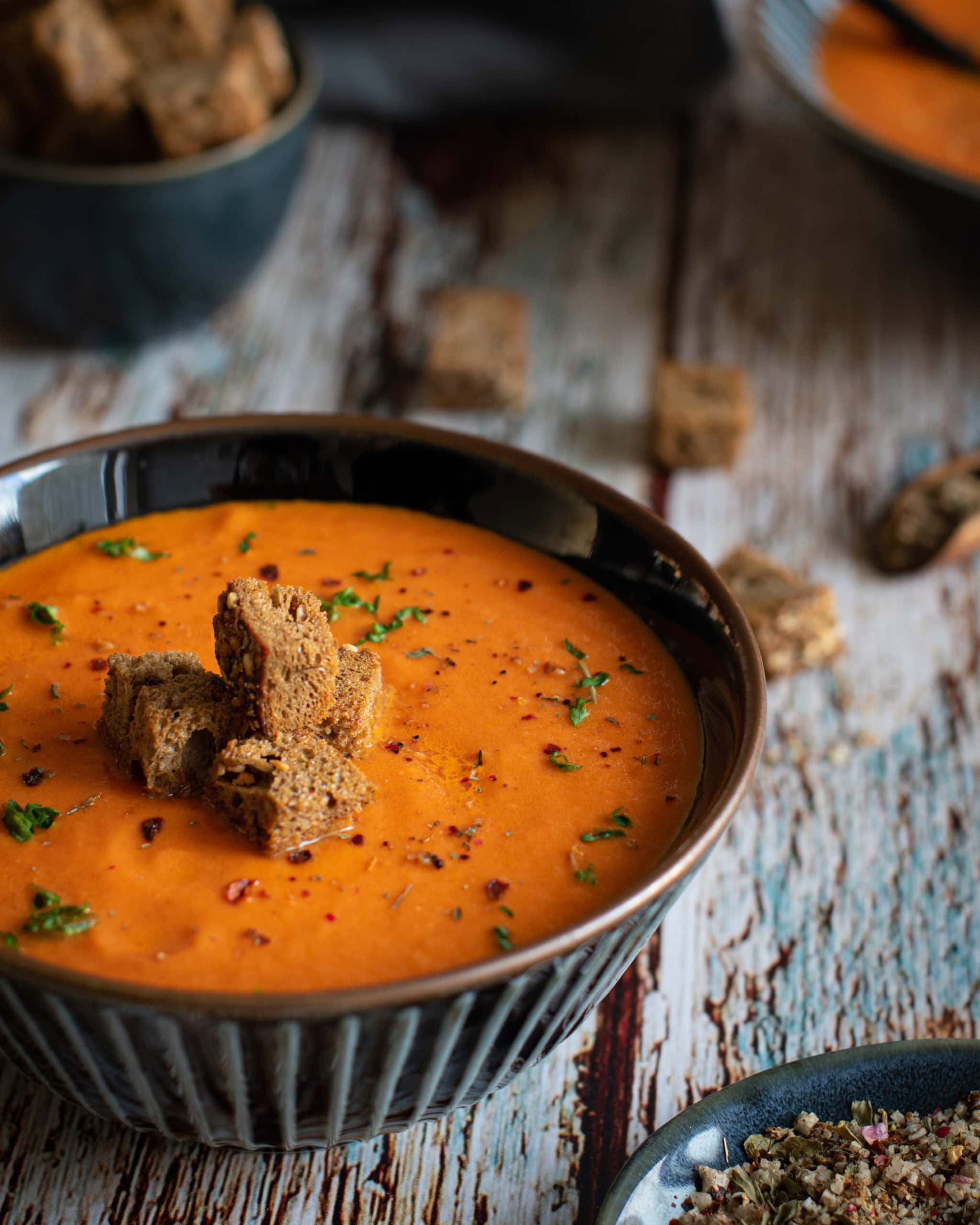 Comment réaliser une délicieuse soupe à la tomate.