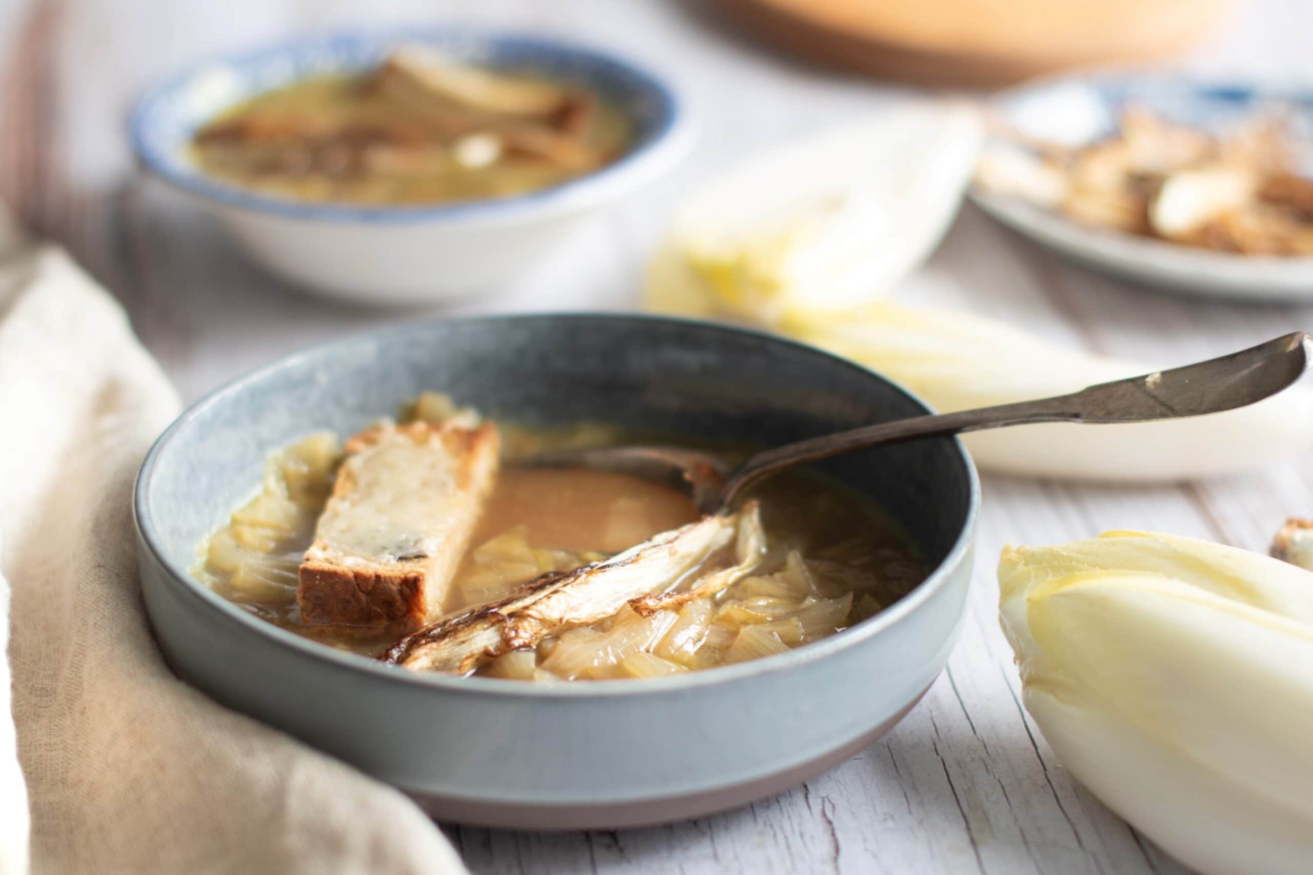 Soupe gratinée à l’endive